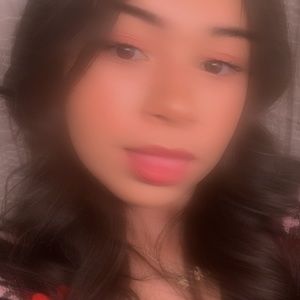 Meet your Posher, Mia